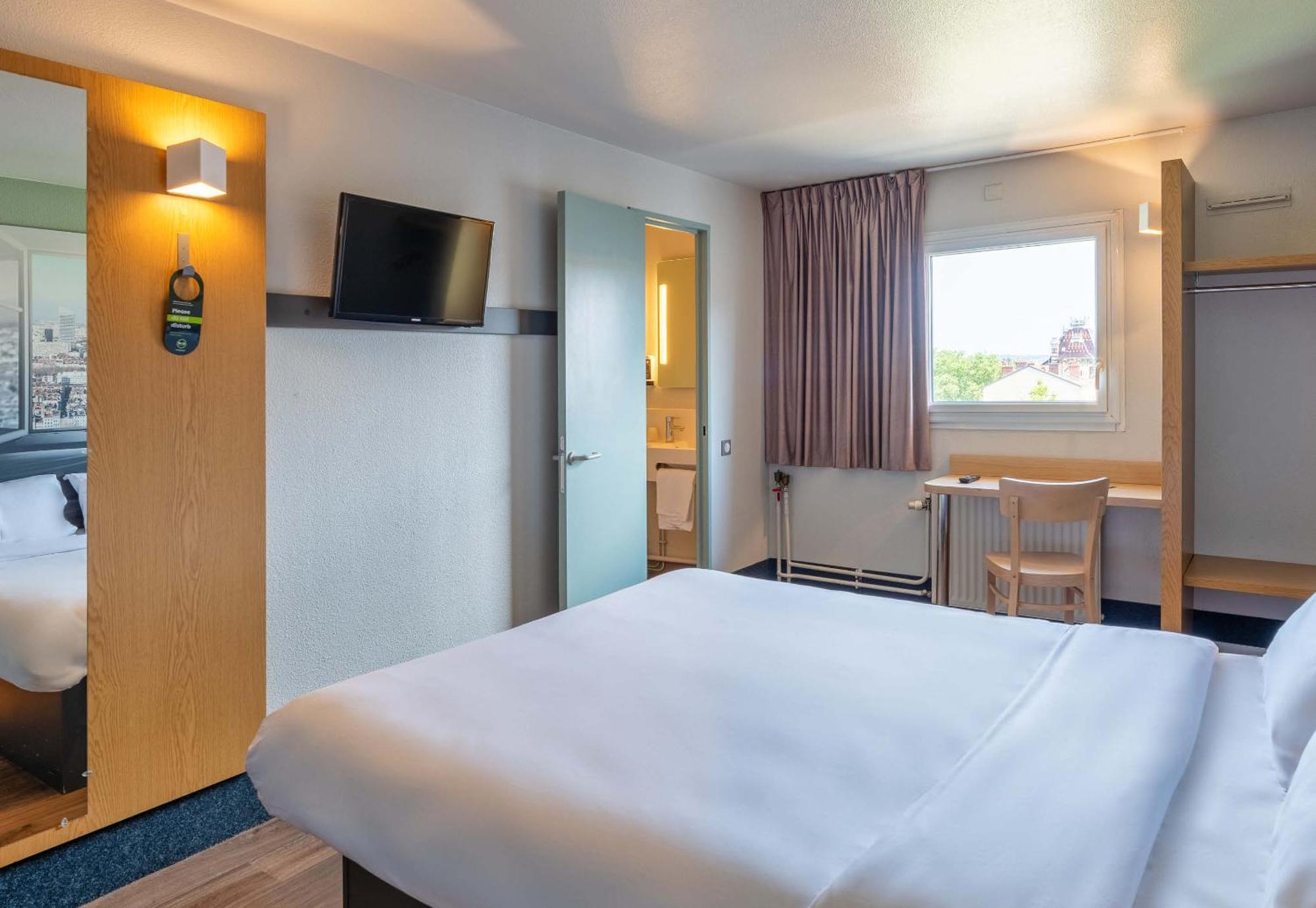Hotel Centre Monplaisir 2*